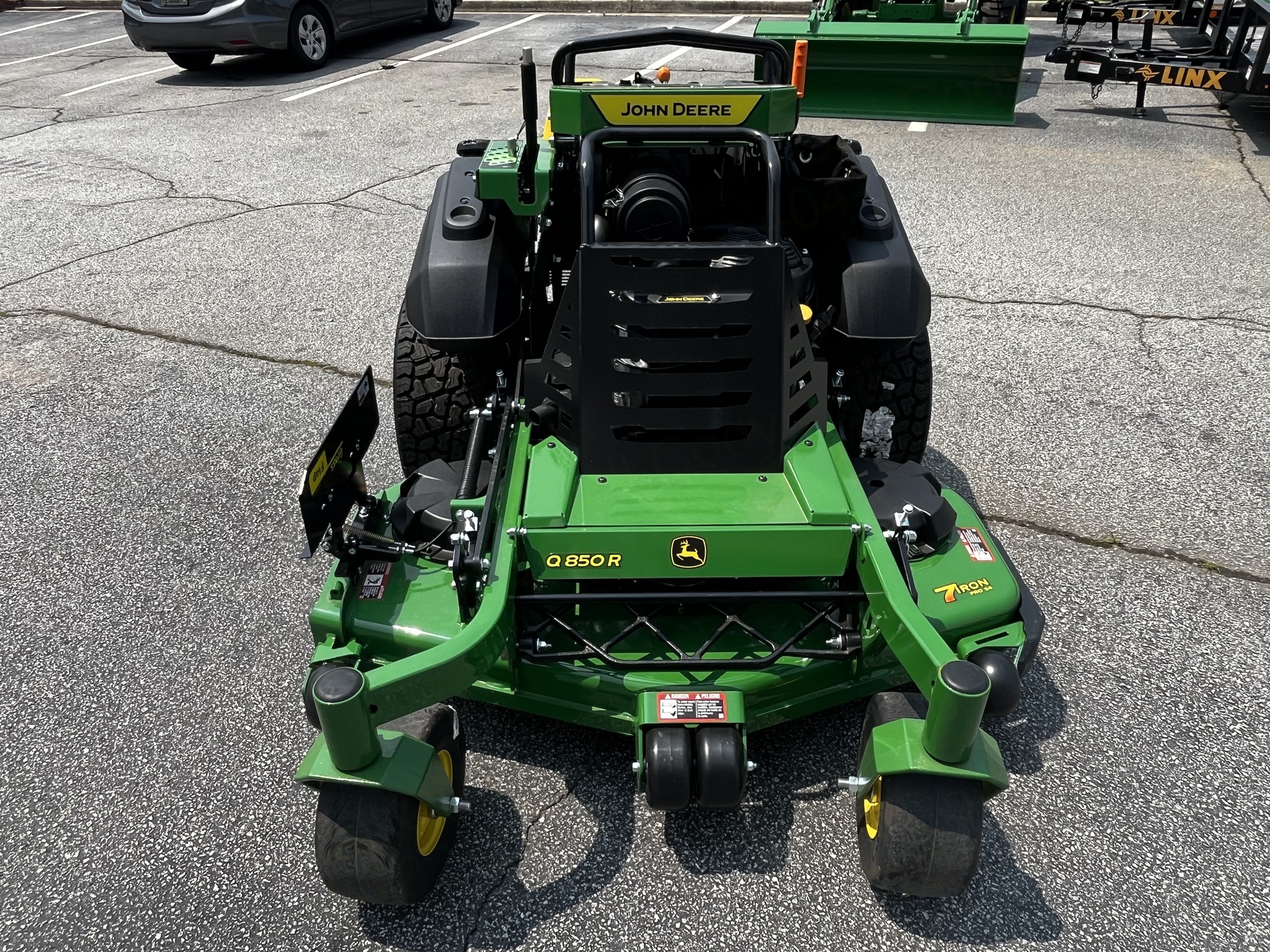 2025 John Deere Q850R W GRASSFLAP Image 6