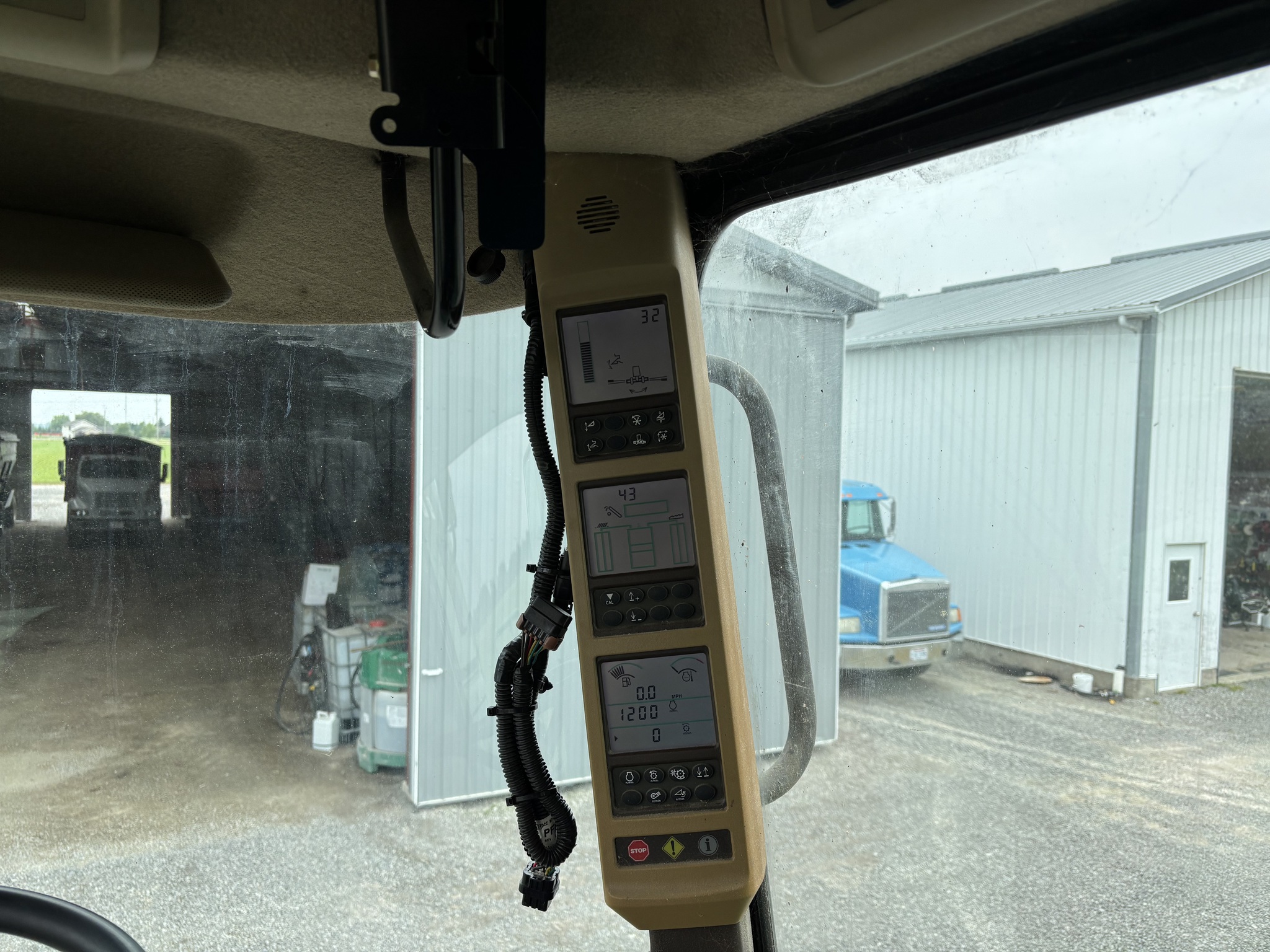 2010 John Deere 9770 STS Image 14