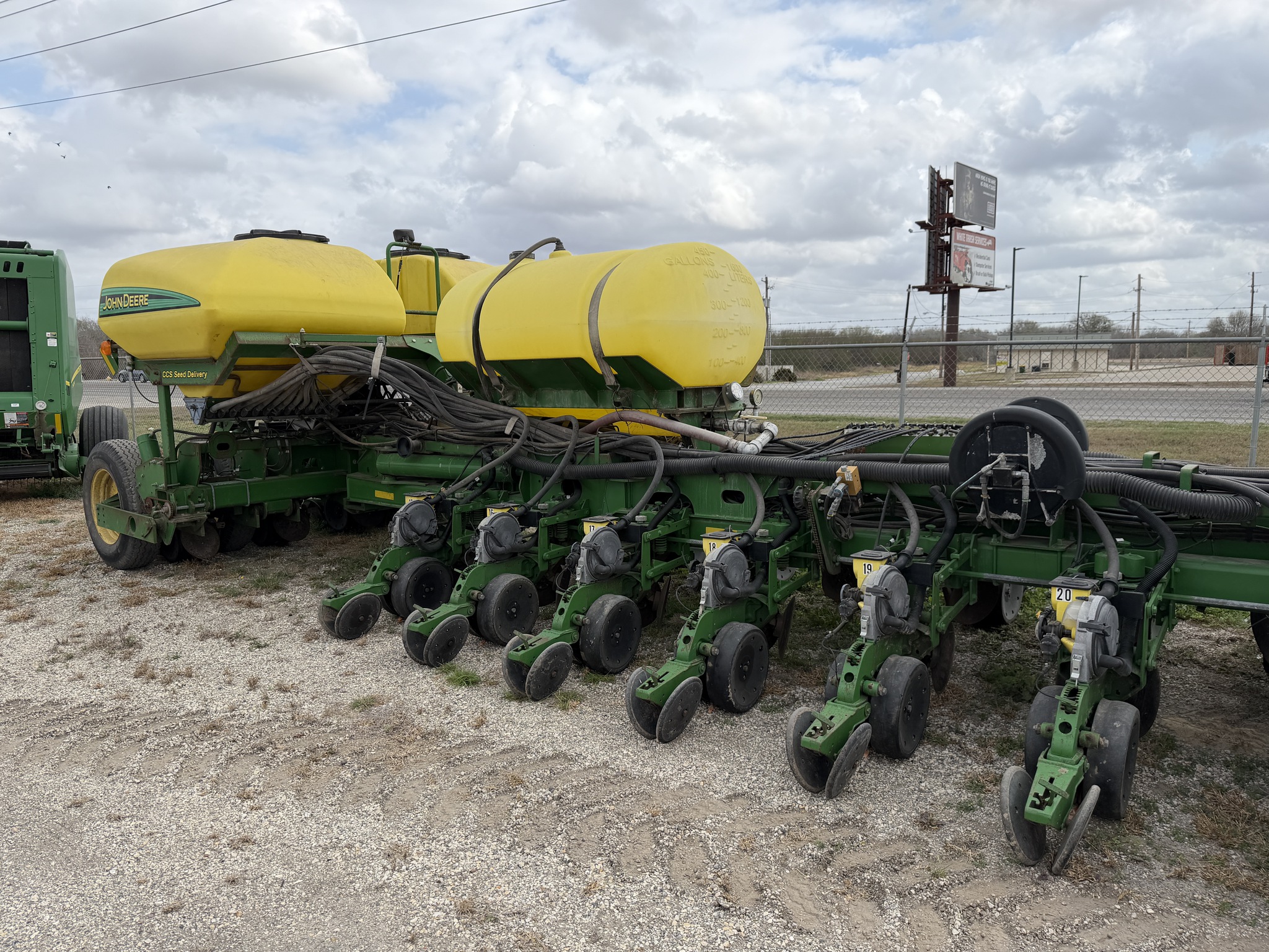 2007 John Deere 1770NT CCS Image 3