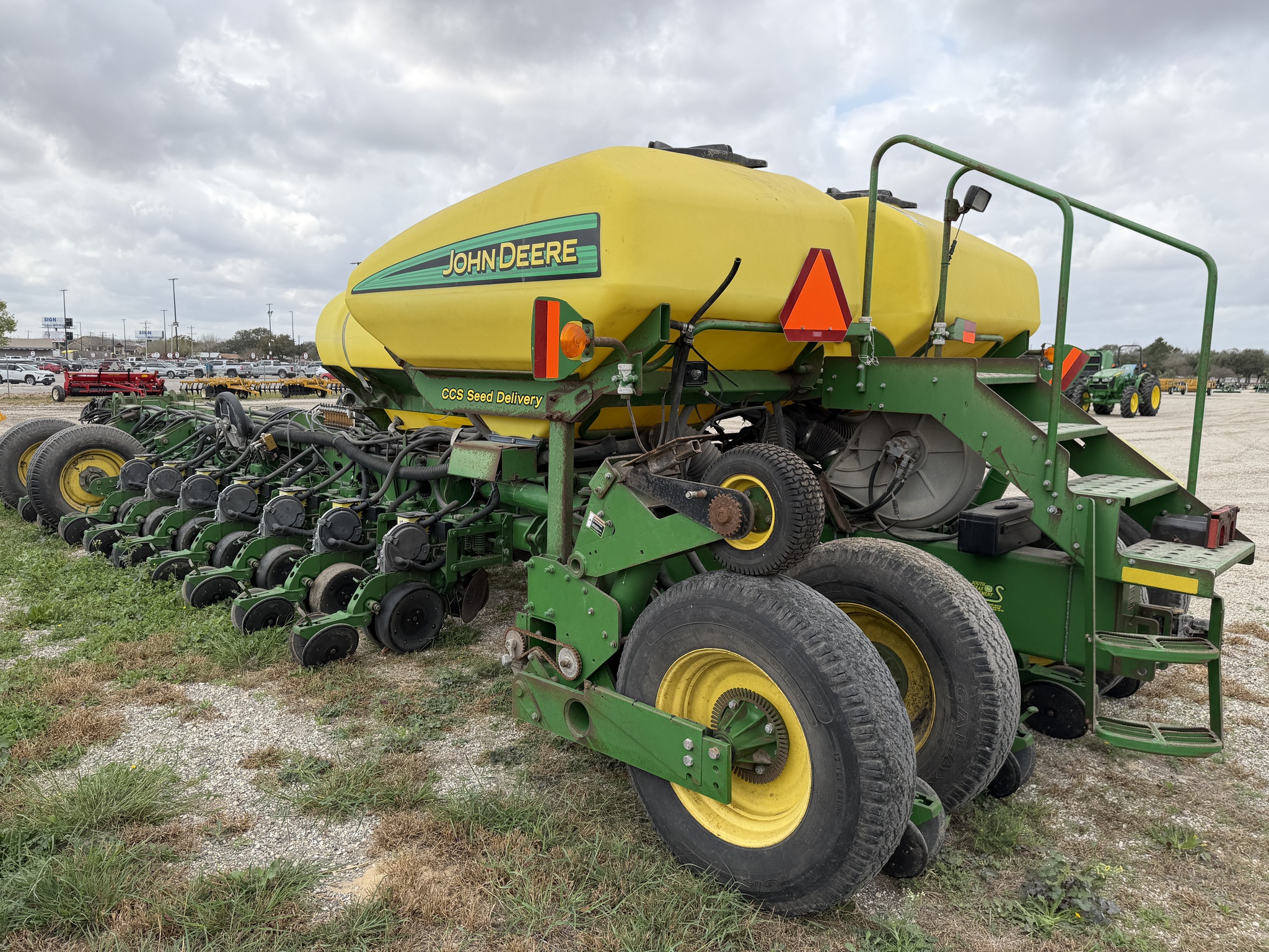 2007 John Deere 1770NT CCS Image 10