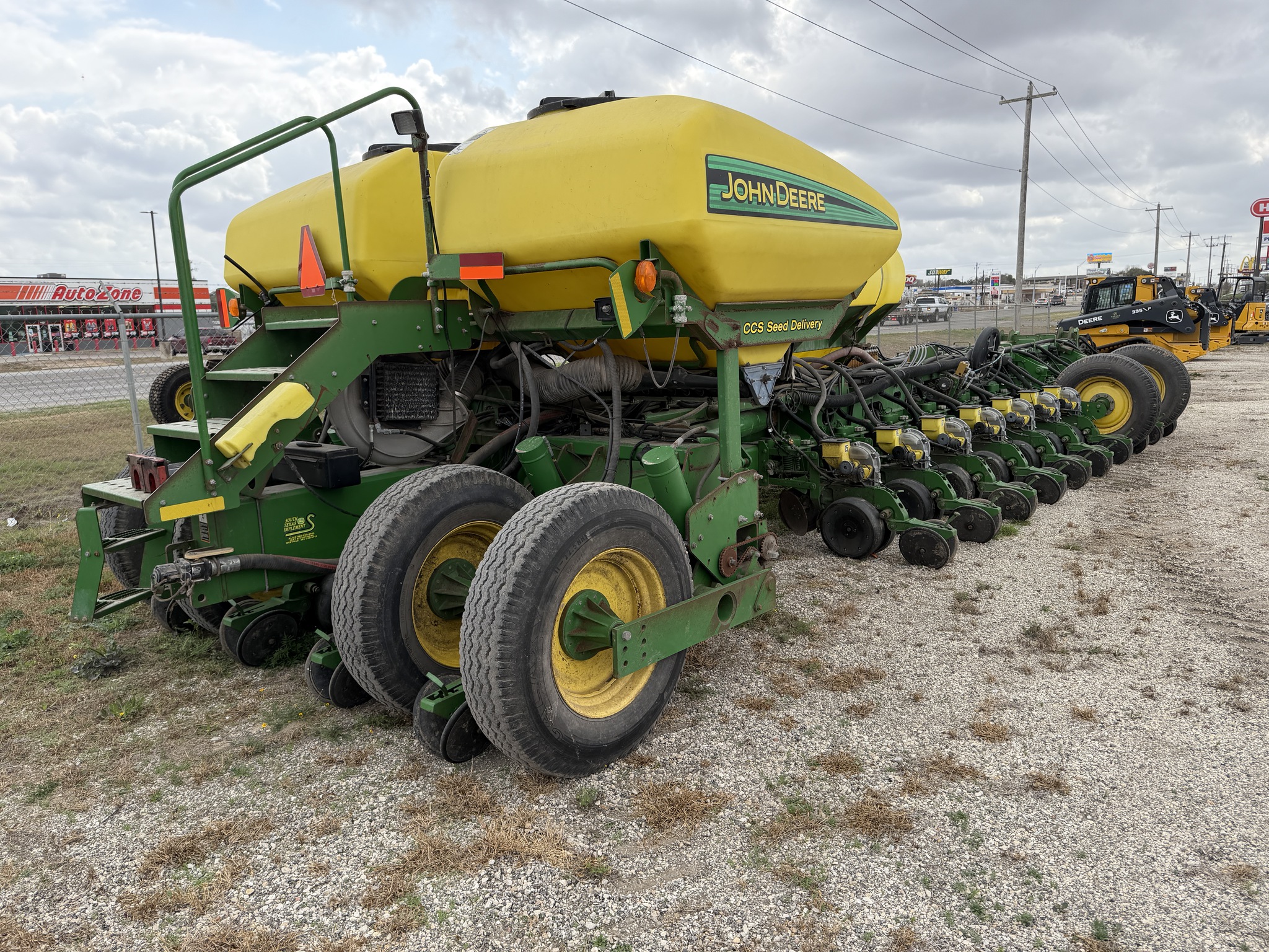 2007 John Deere 1770NT CCS Image 12