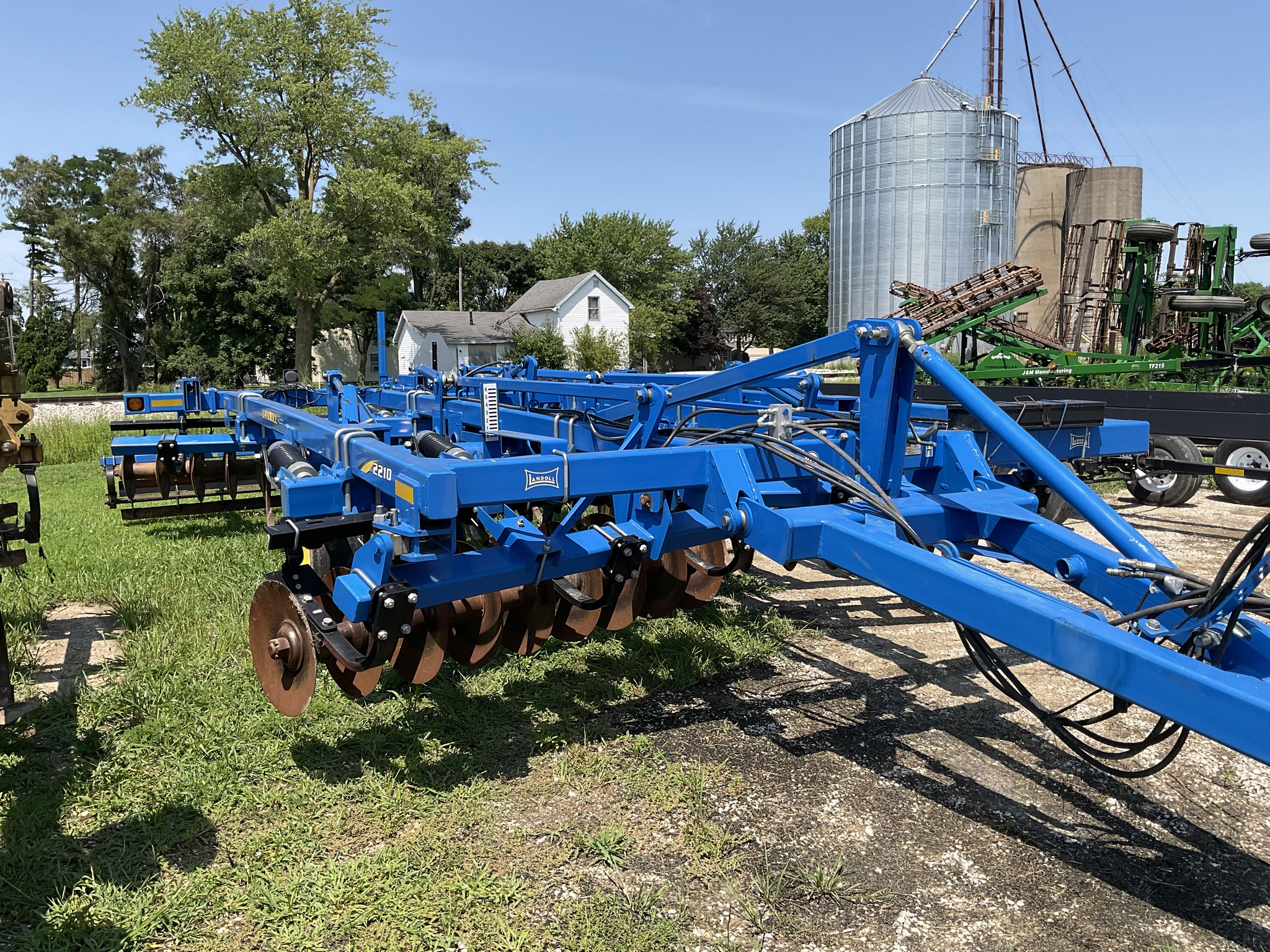 Landoll 2210-11 Image 1