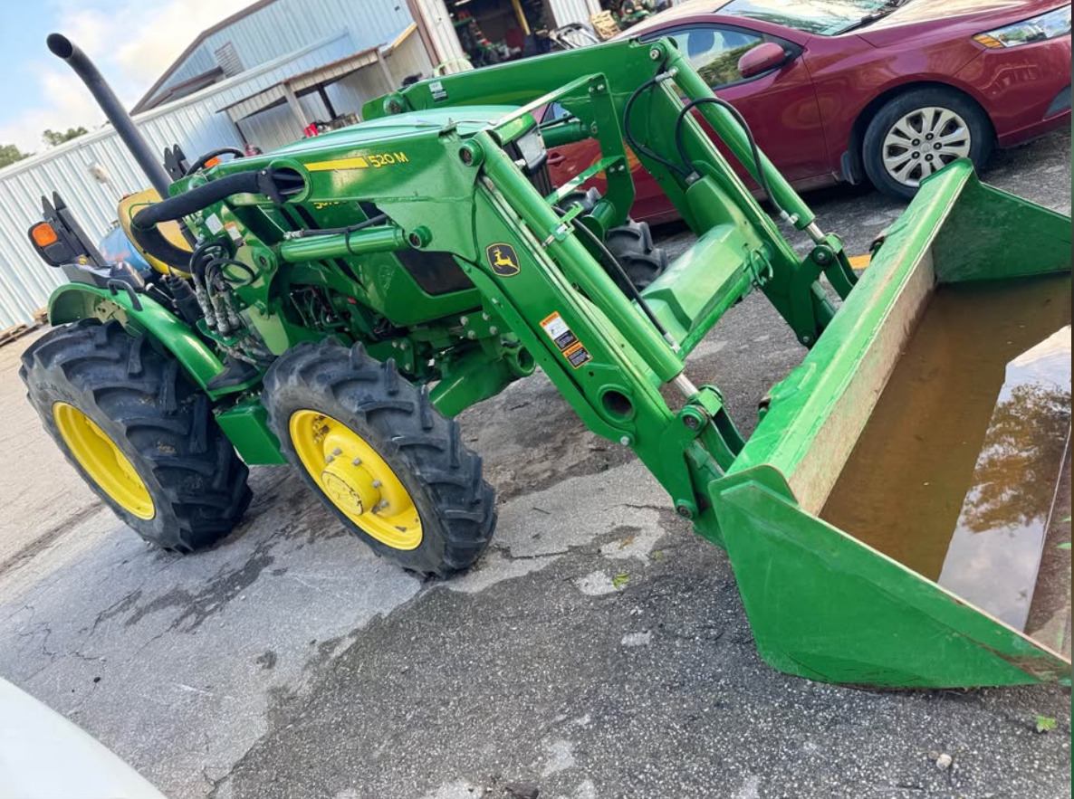 2020 John Deere 5075E Image 7