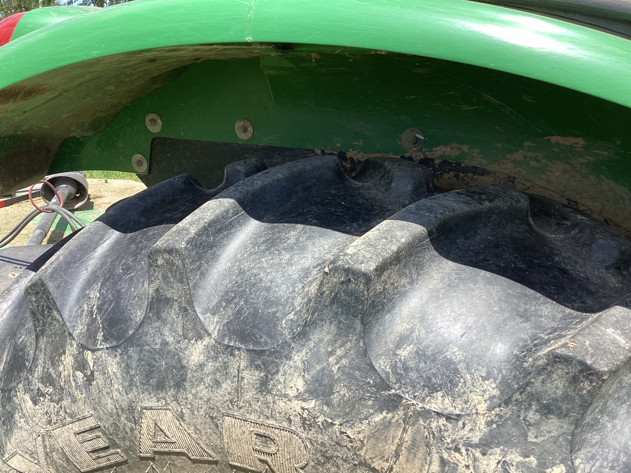 2013 John Deere 5083E Image 29