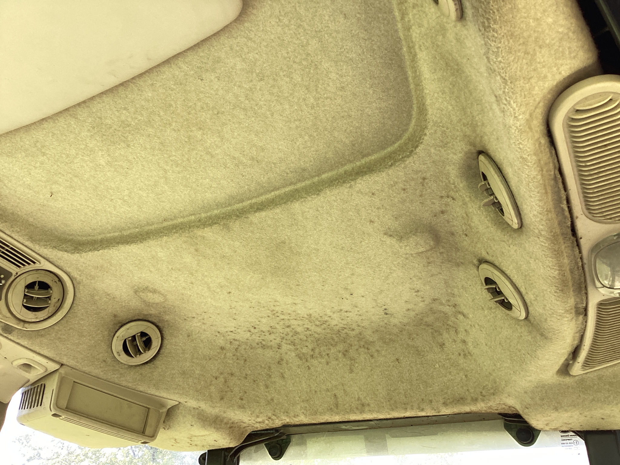 2013 John Deere 5083E Image 11
