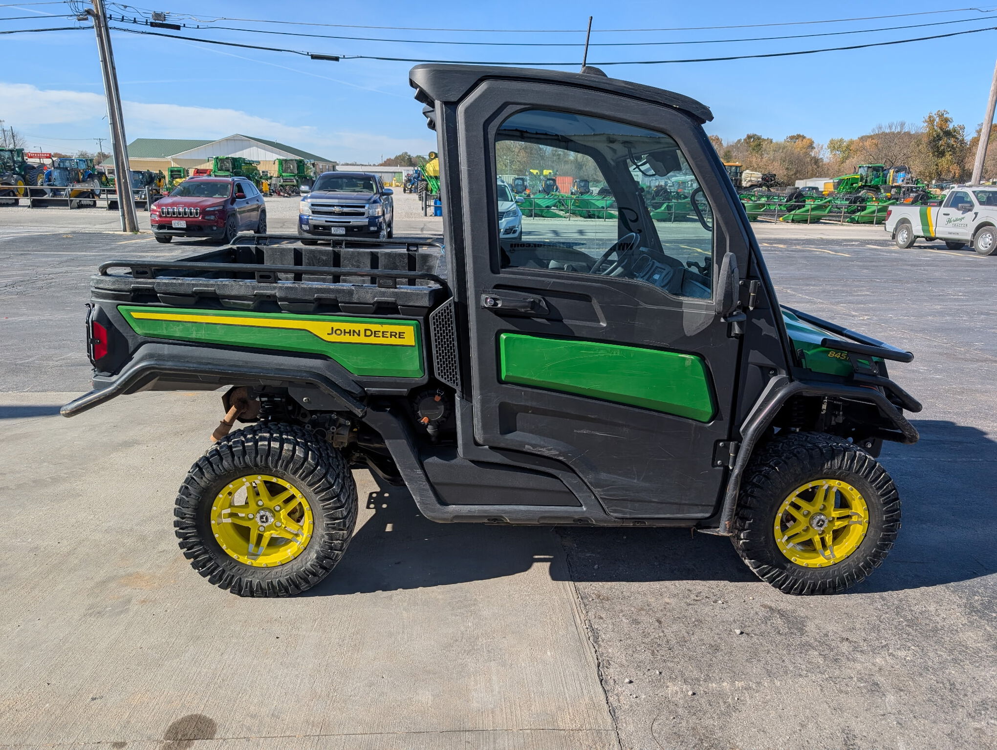 2025 John Deere XUV 845M at Heritage Tractor in Lamar, MO