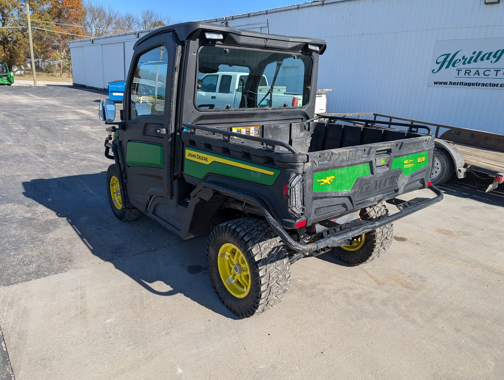  2025 John Deere XUV 845M at Heritage Tractor in Lamar, MO