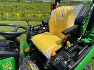 2025 John Deere 2025R Image 7