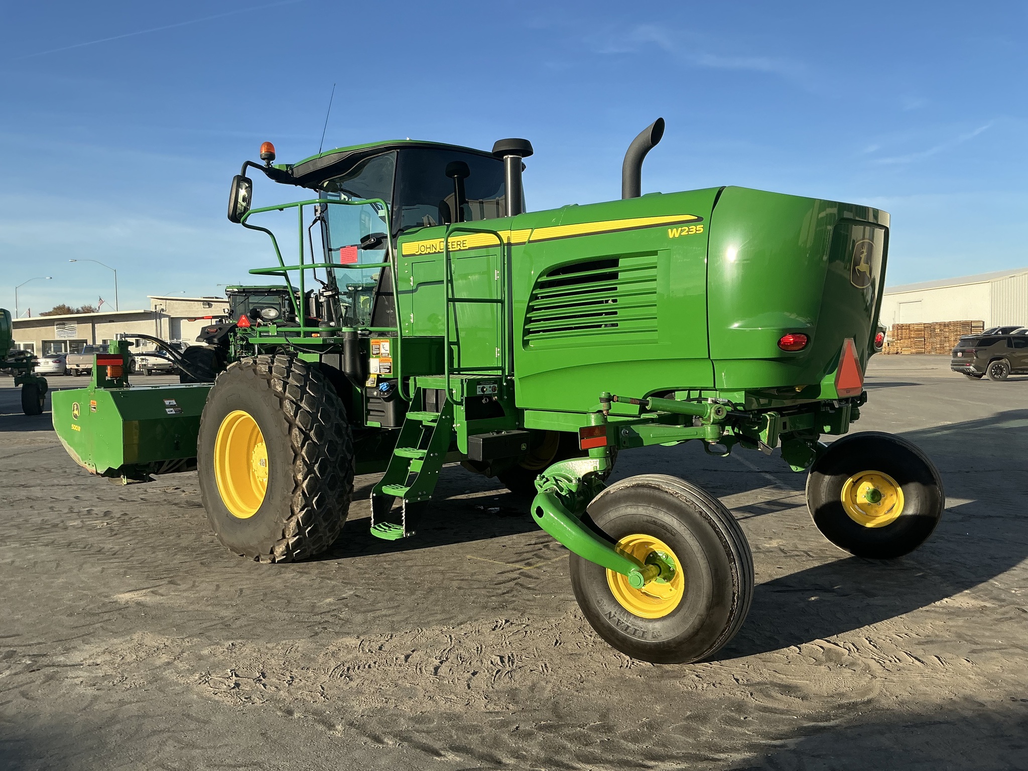 2020 John Deere W235 Image 3