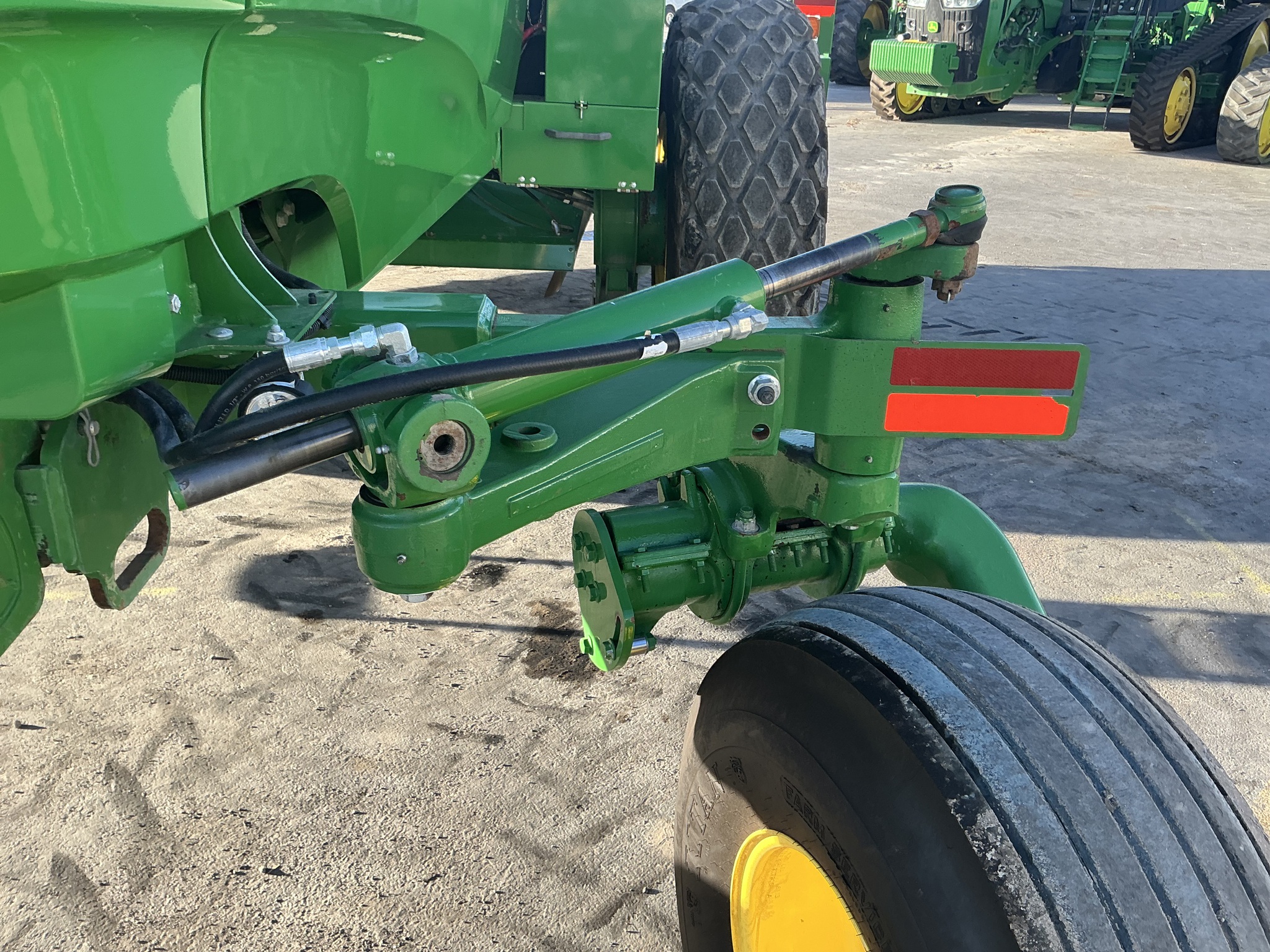 2020 John Deere W235 Image 22