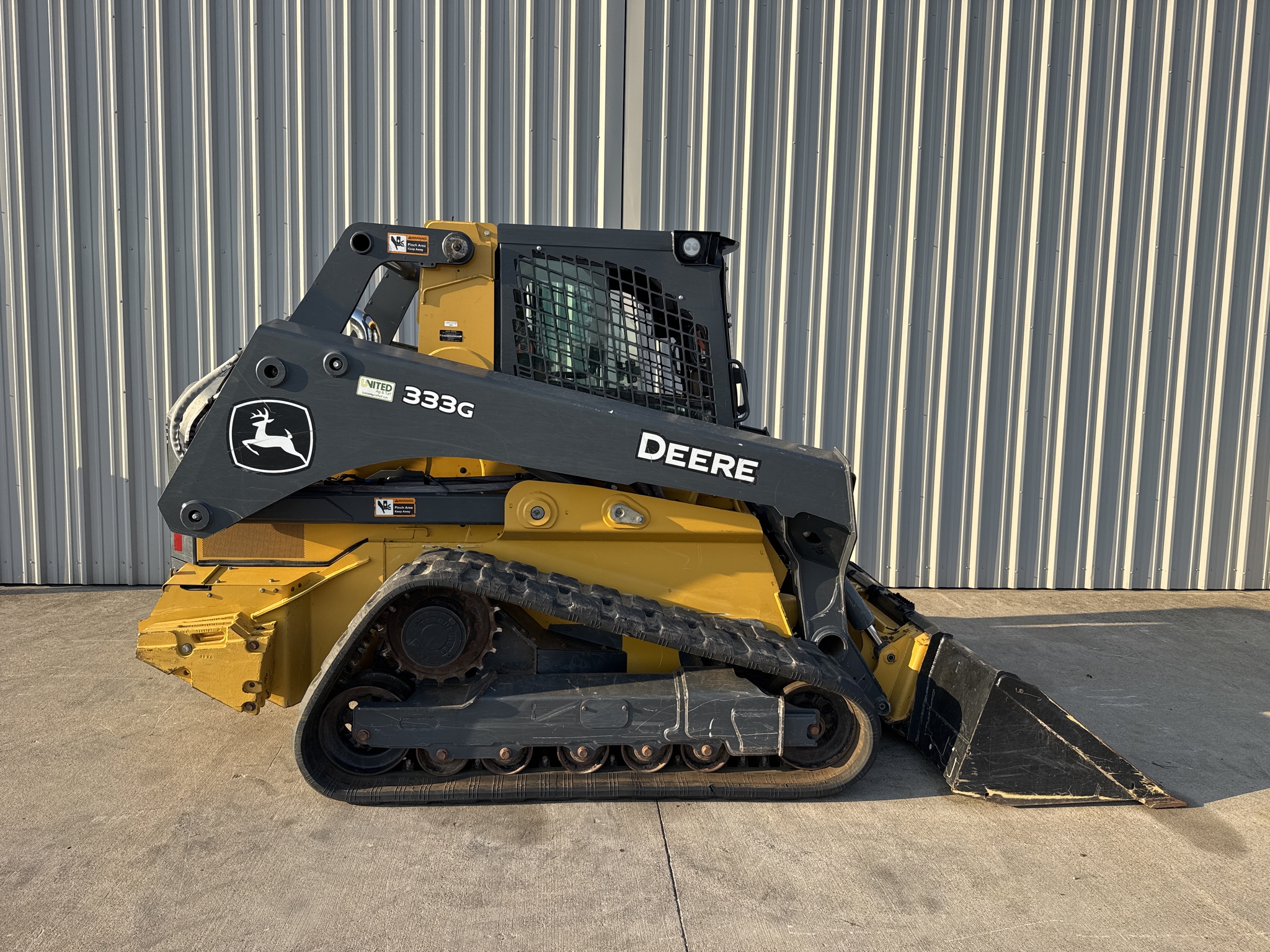 2020 John Deere 333G Image 5