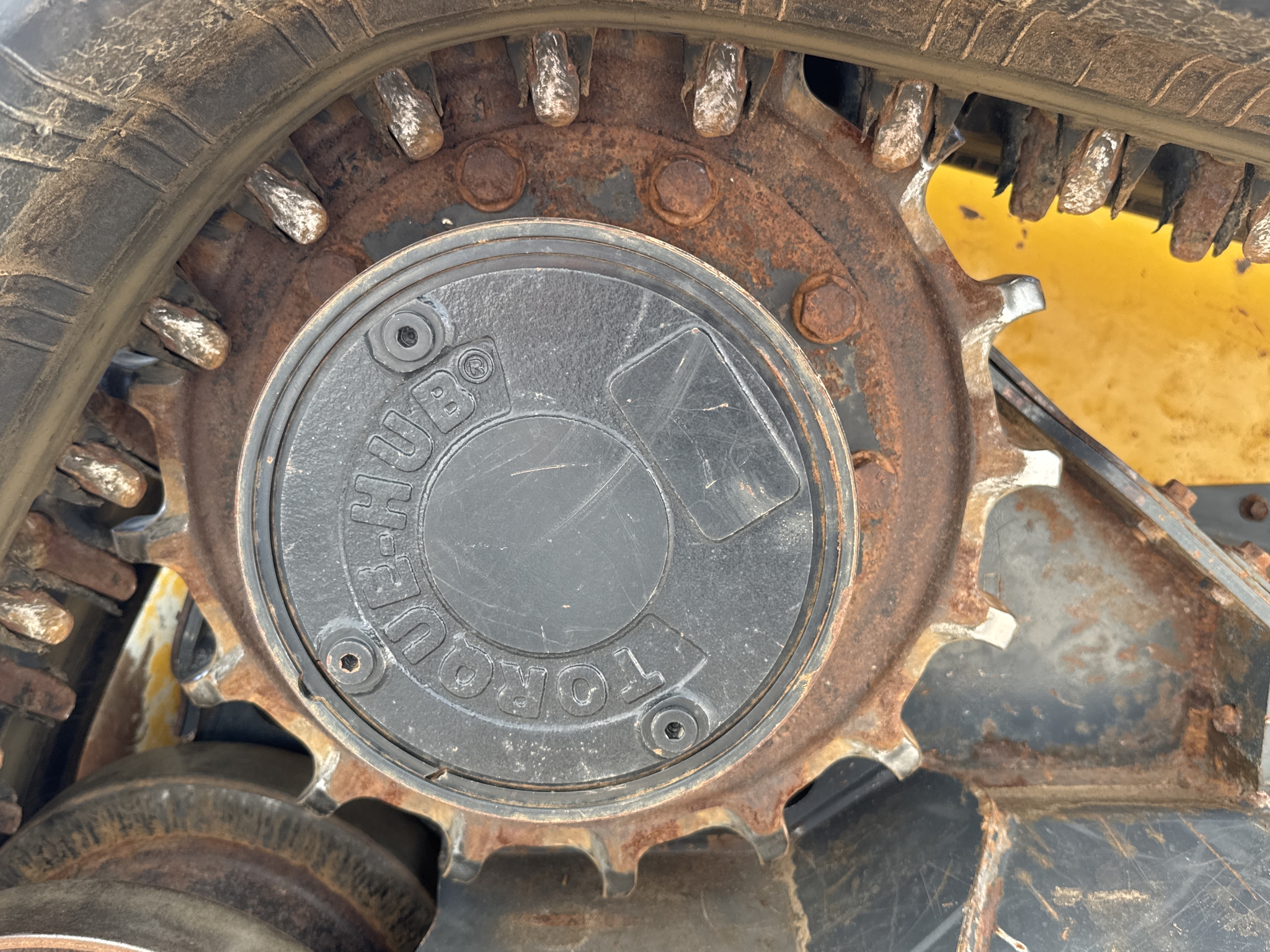 2020 John Deere 333G Image 28