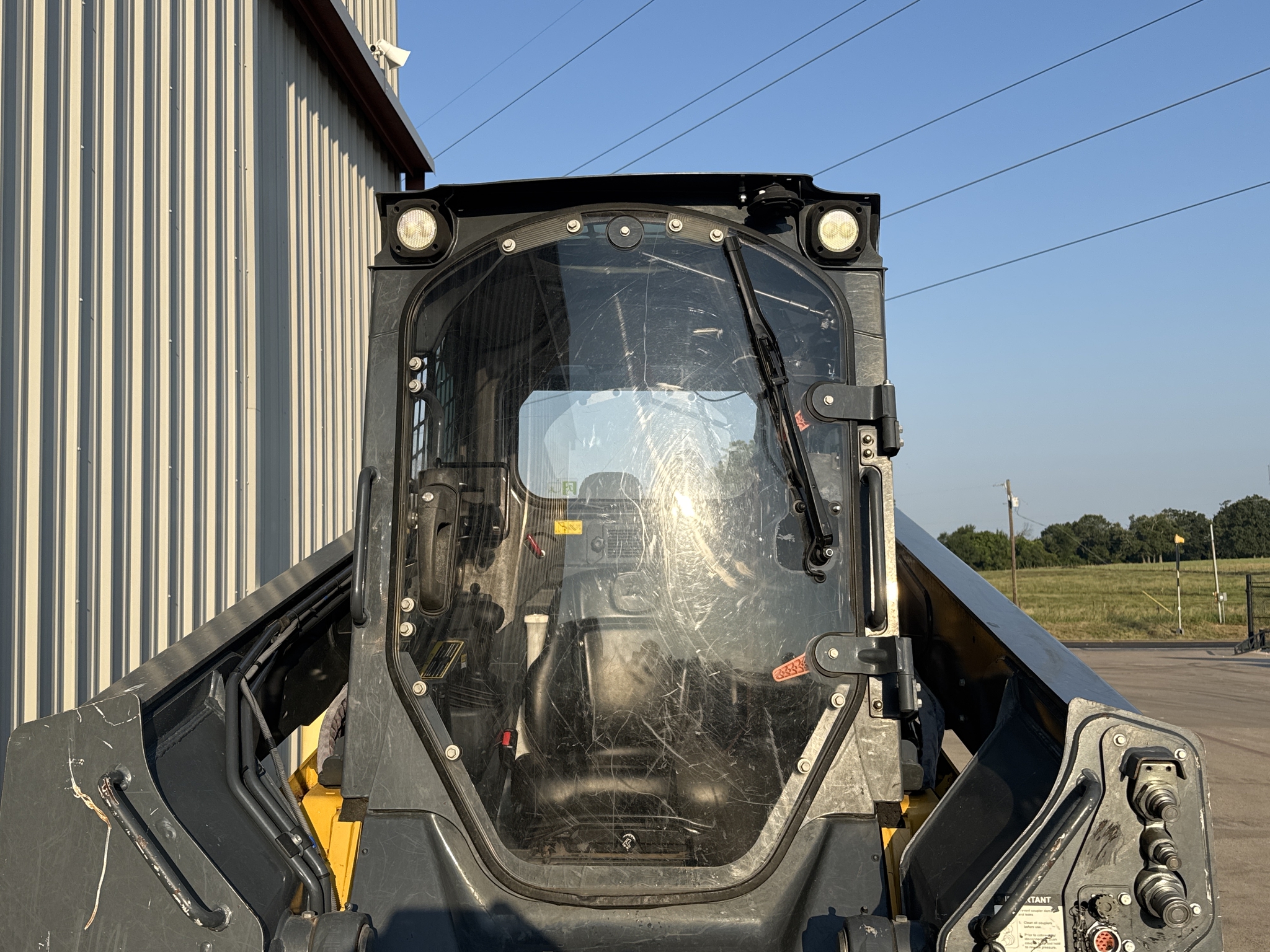 2020 John Deere 333G Image 3