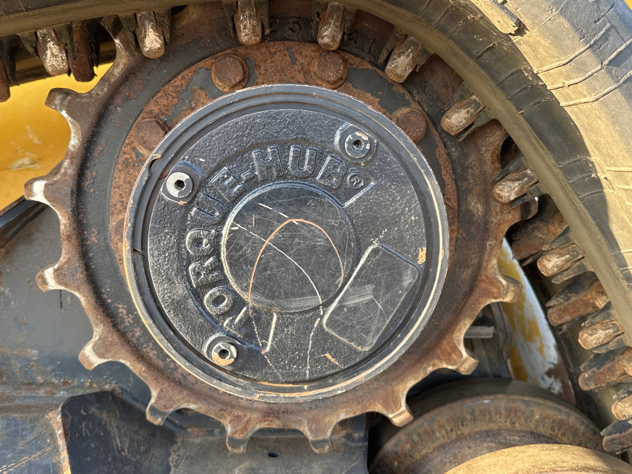 2020 John Deere 333G Image 27