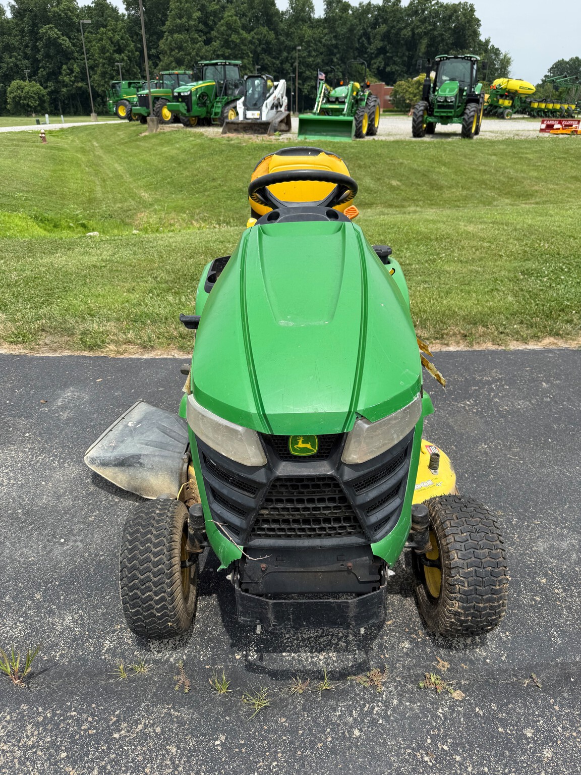 2015 John Deere X310 Image 6