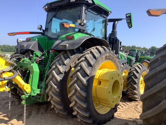 Photo of 2024 John Deere 8R 410