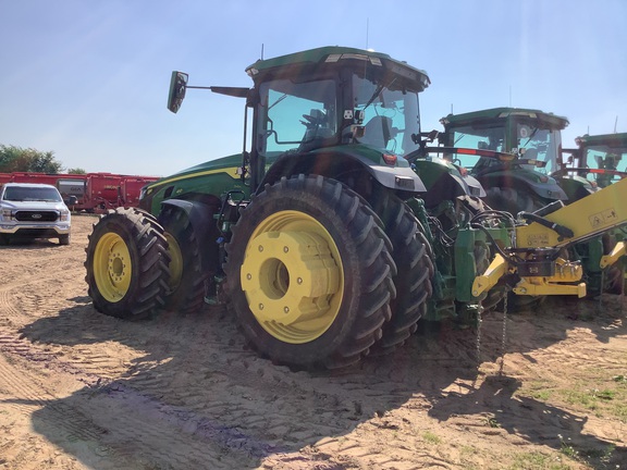 Photo of 2024 John Deere 8R 410