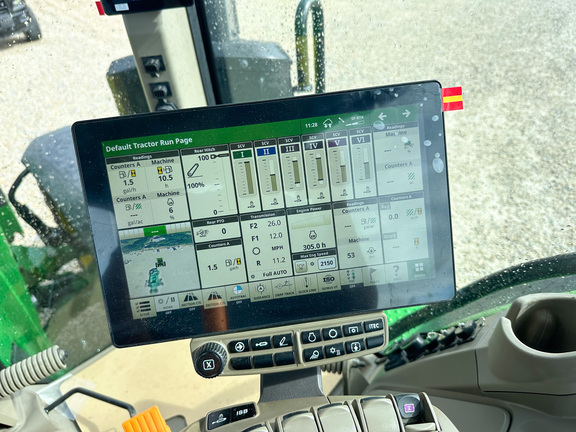 2025 John-Deere 8R 340