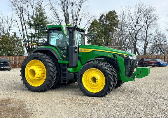 2025 John-Deere 8R 340