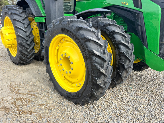 2025 John-Deere 8R 340