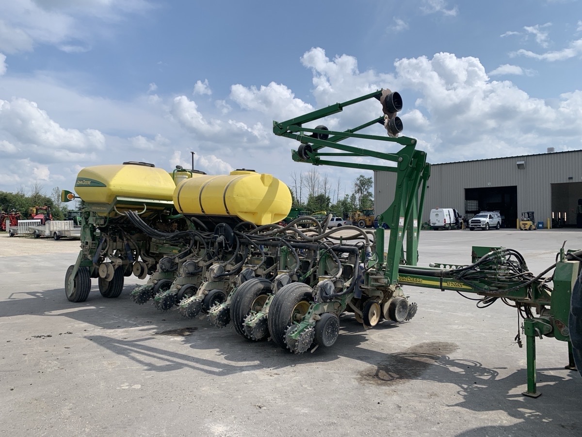 2011 John Deere 1770NT CCS Image 3