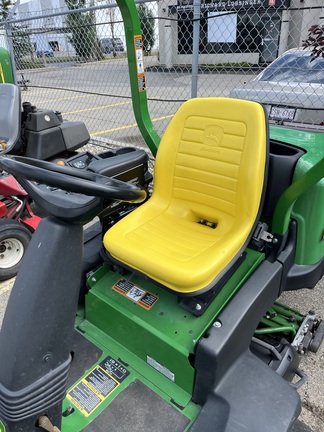 Used 2021 John Deere 2400 PrecisionCut Tri-Plex Greens / Tee  Mower Riding Greens Mowers at Horizon Ag & Turf in Calgary, AB - Photo8
