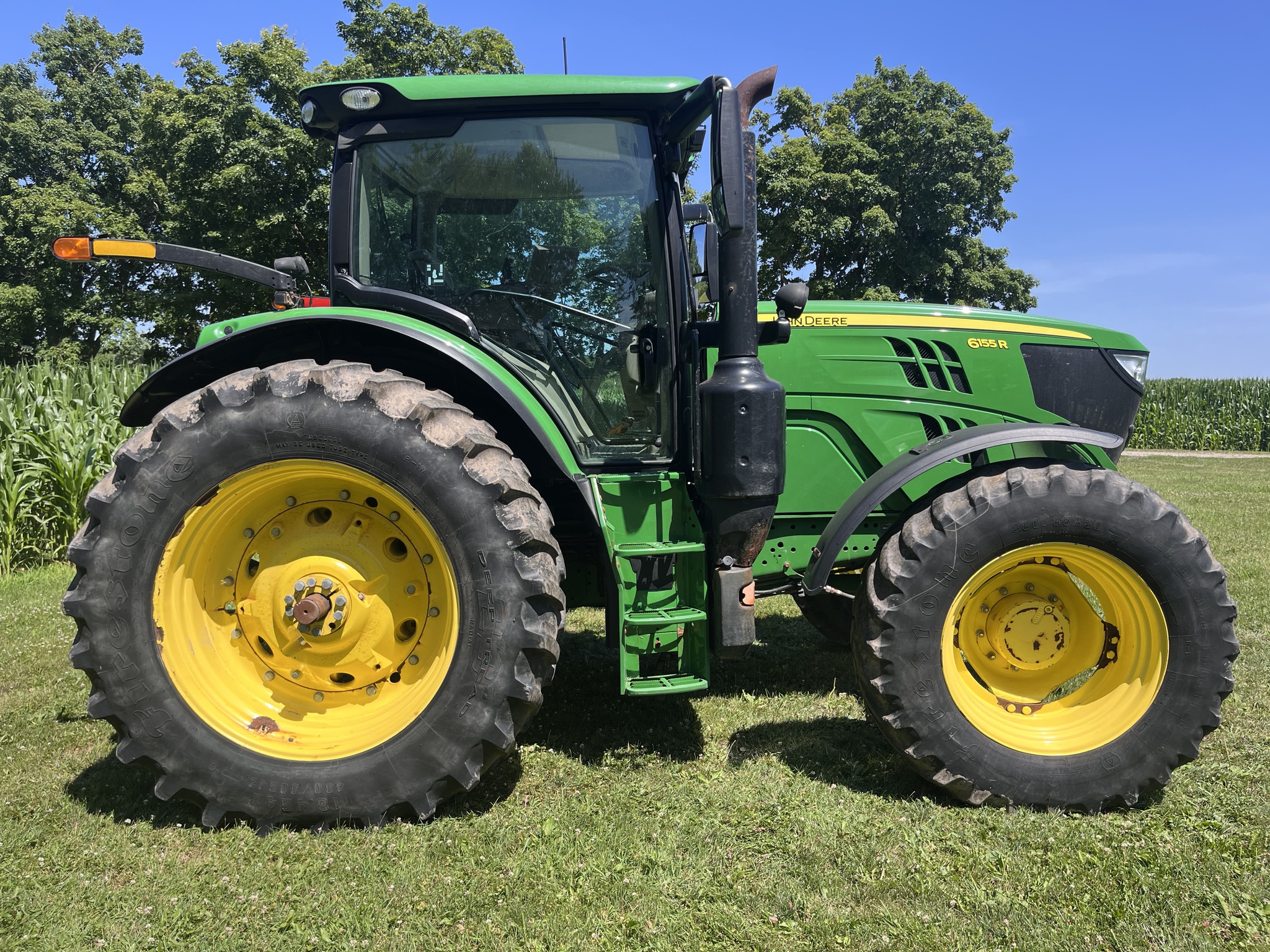 2020 John Deere 6155R Image 2
