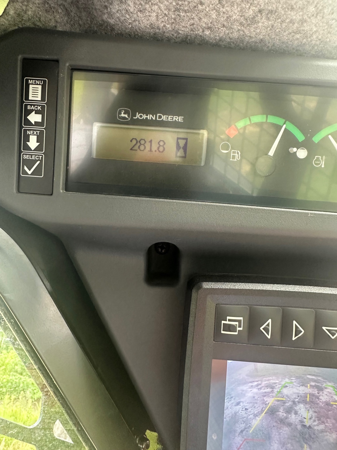 2022 John Deere 333G Image 5