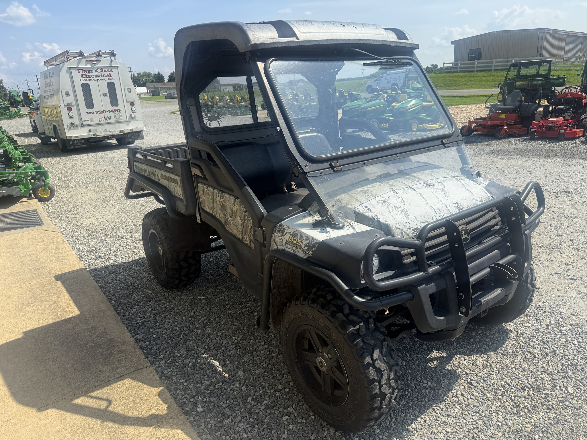 2015 John Deere XUV 825i Power Steering Image 2