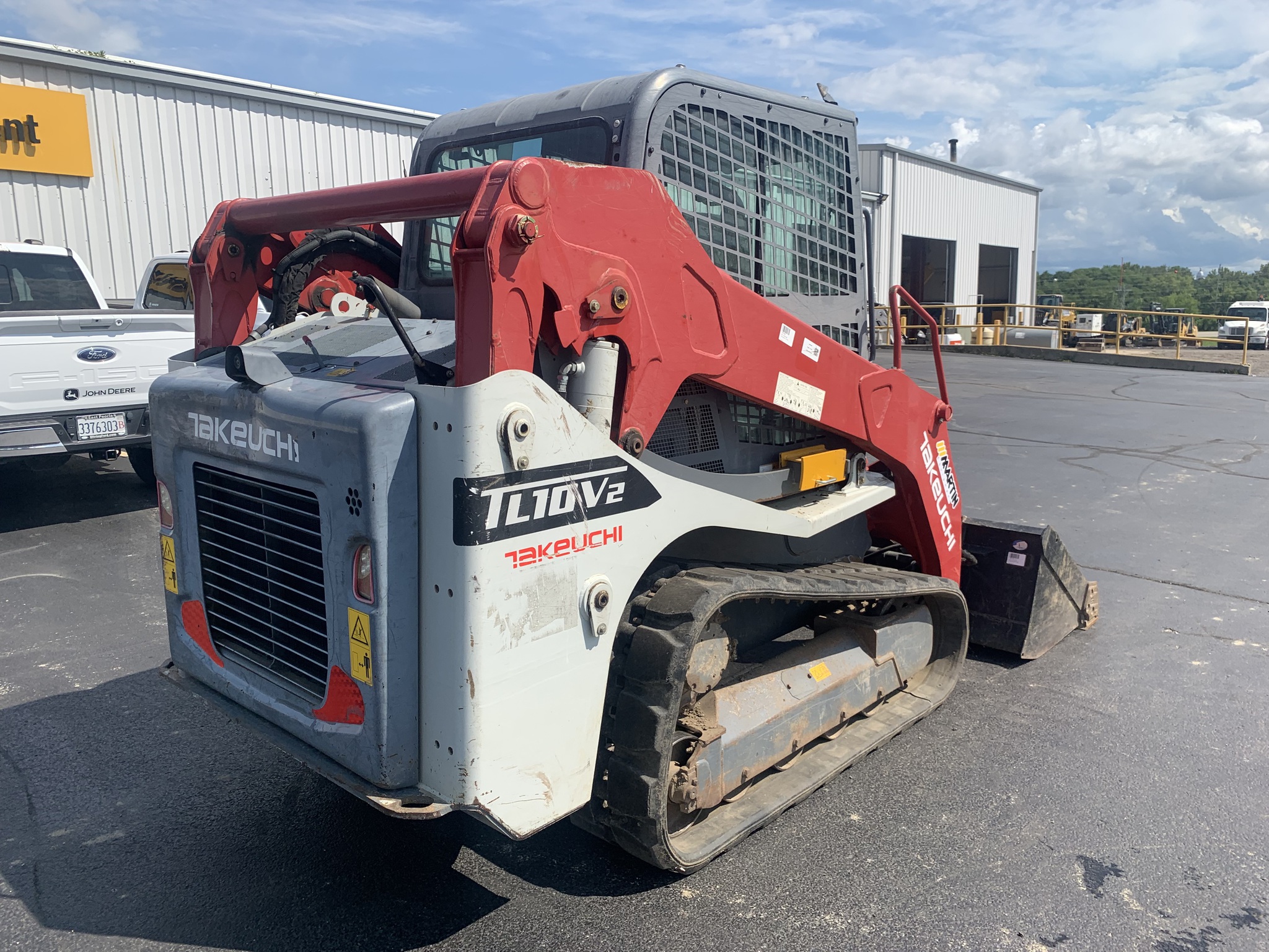 2018 Takeuchi TL10V2 Image 6
