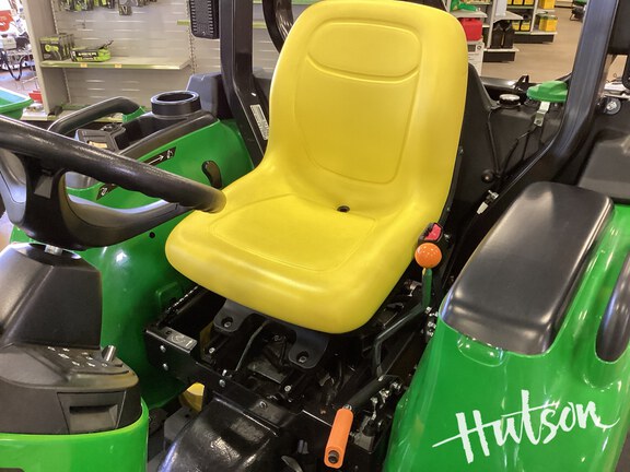 Photo of 2024 John Deere 3038E