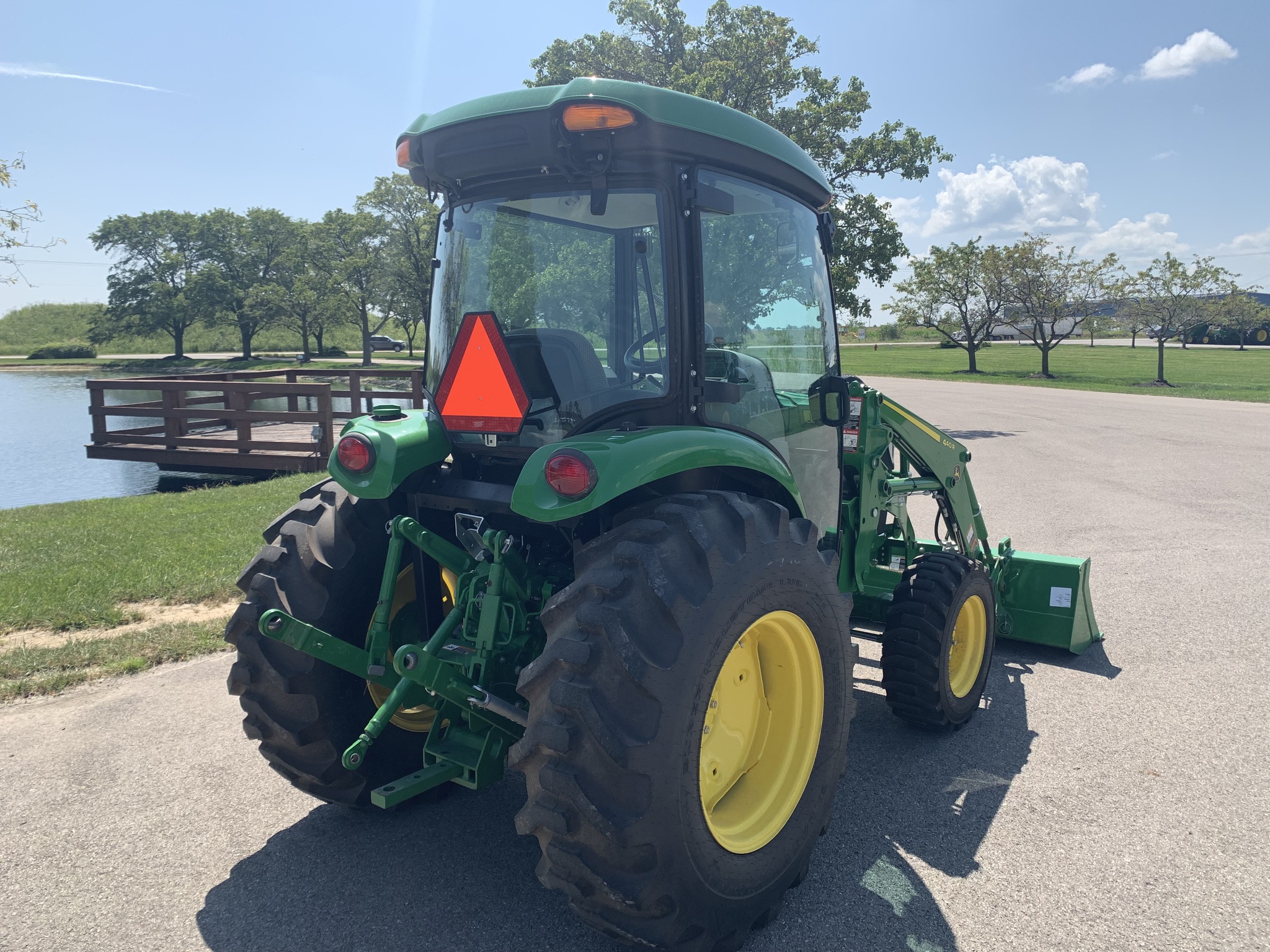 2024 John Deere 4044R Image 5