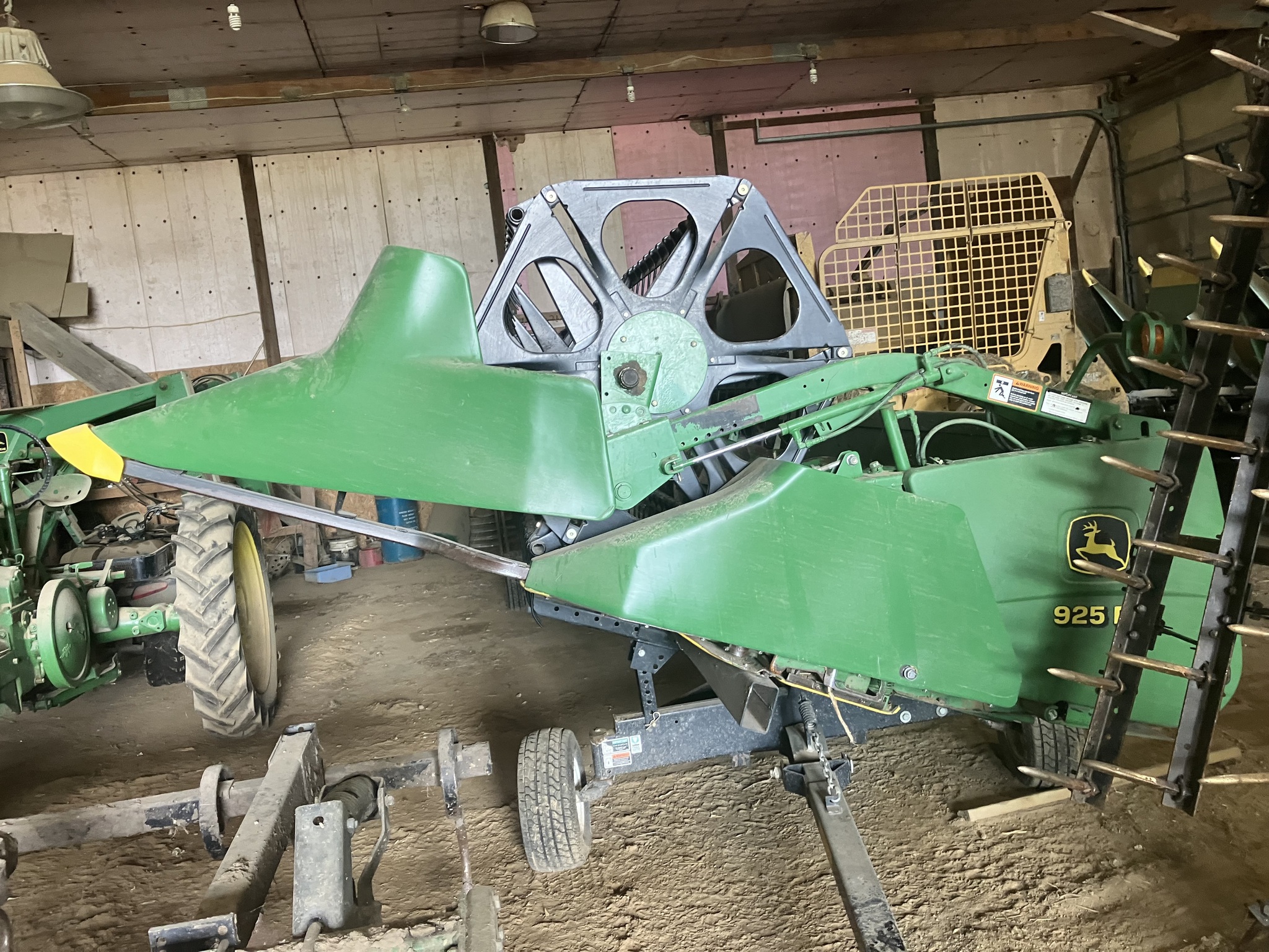 2003 John Deere 925 Image 2