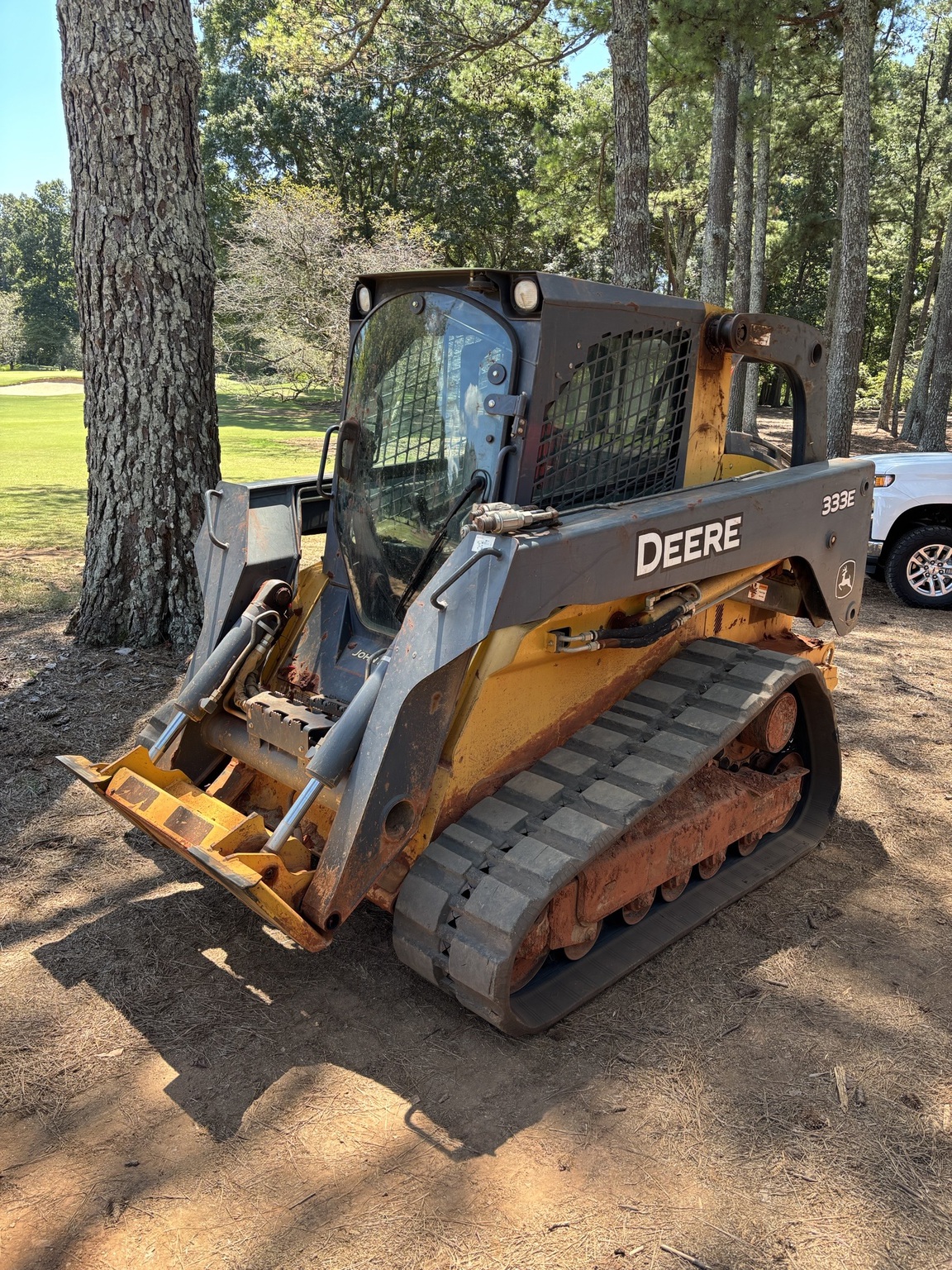 2013 John Deere 333E Image 1