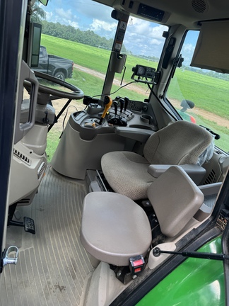 2024 John Deere 6130M Photo 4