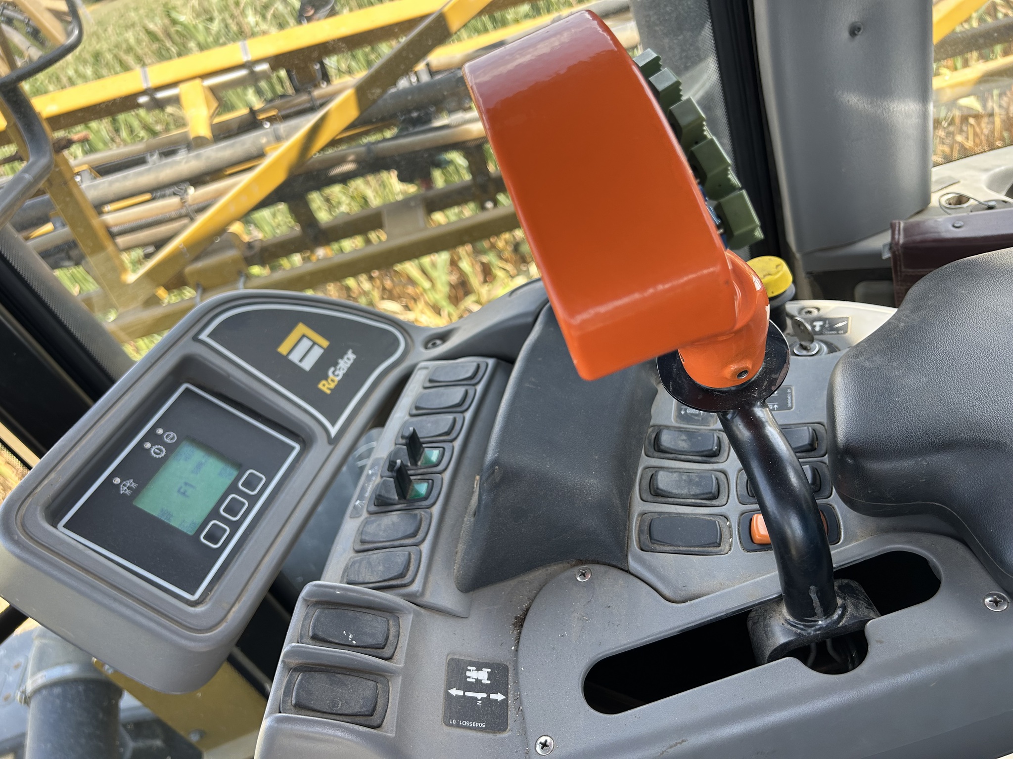 2009 RoGator SSC1084 Image 11