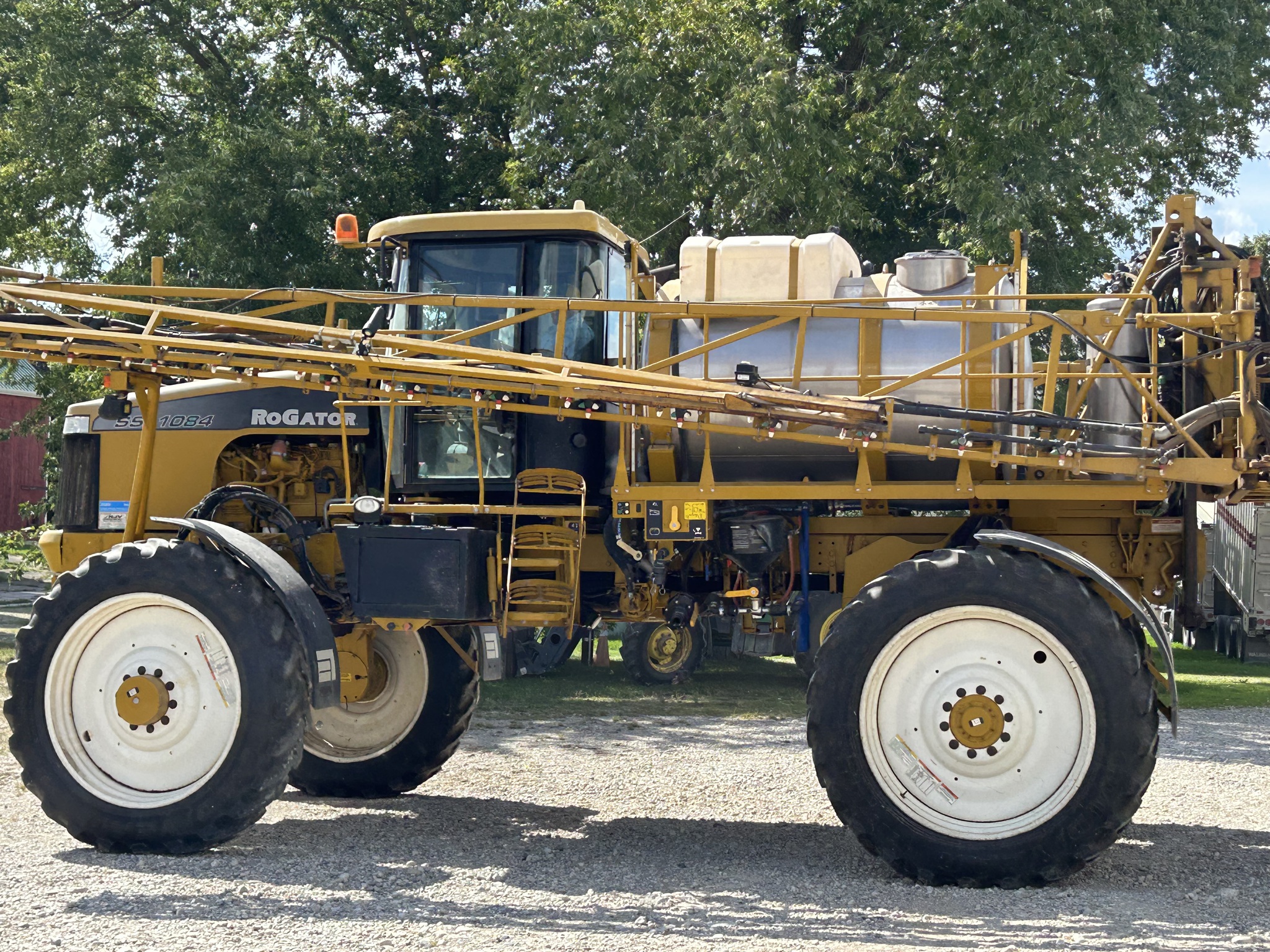 2009 RoGator SSC1084 Image 1