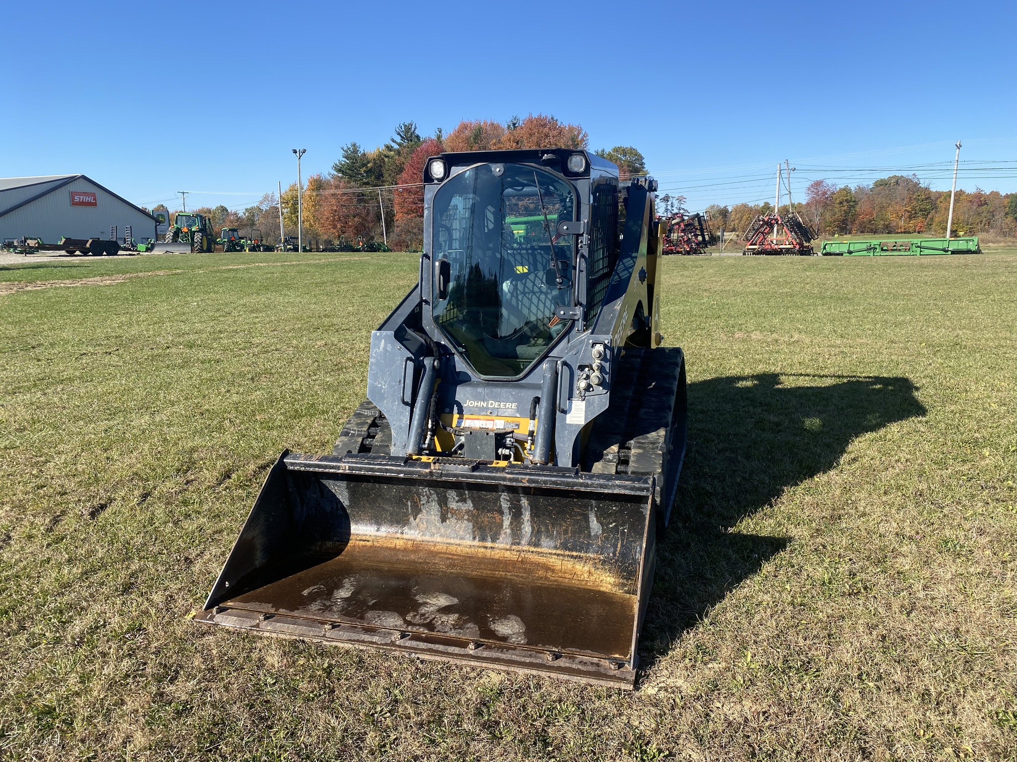 2023 John Deere 317G Image 2