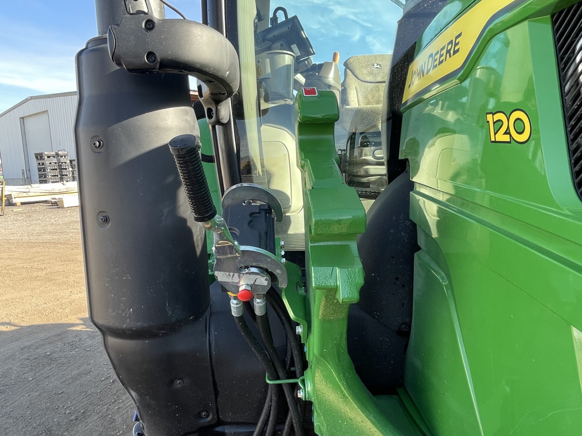2025 John Deere 6R 120 Image 9