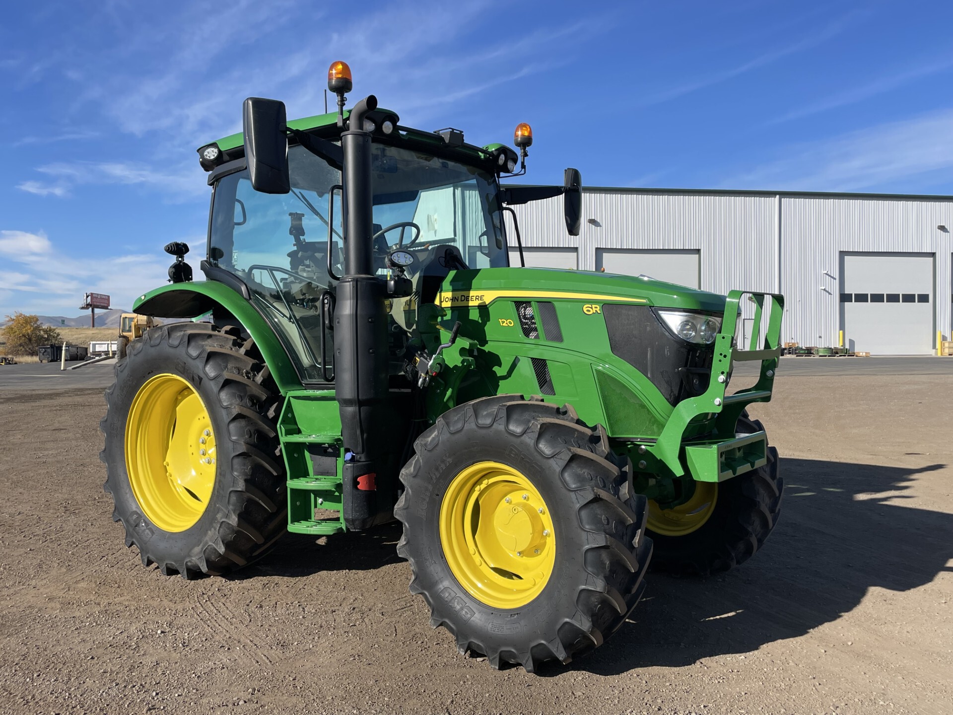 2025 John Deere 6R 120 Image 3