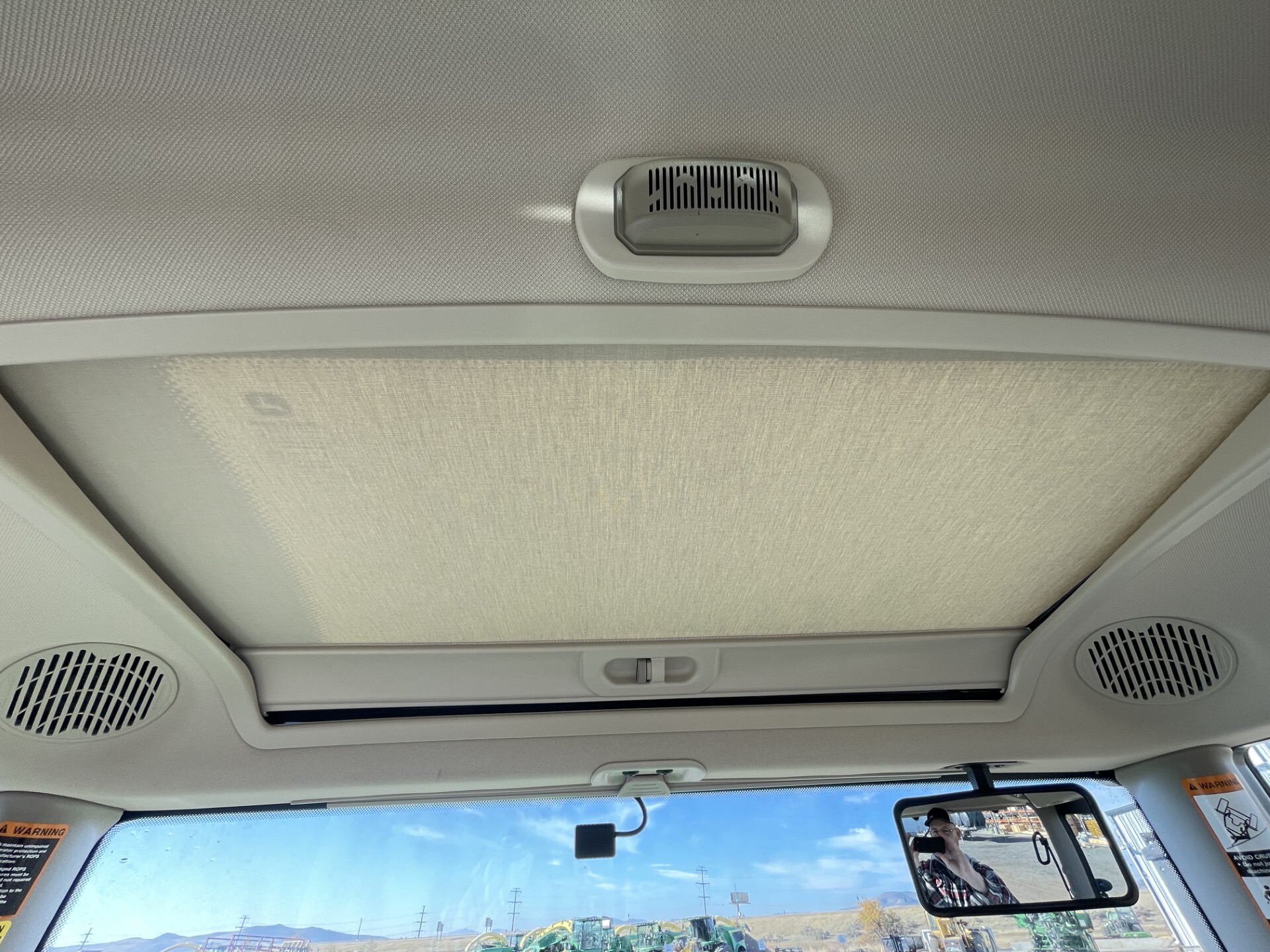 2025 John Deere 6R 120 Image 24