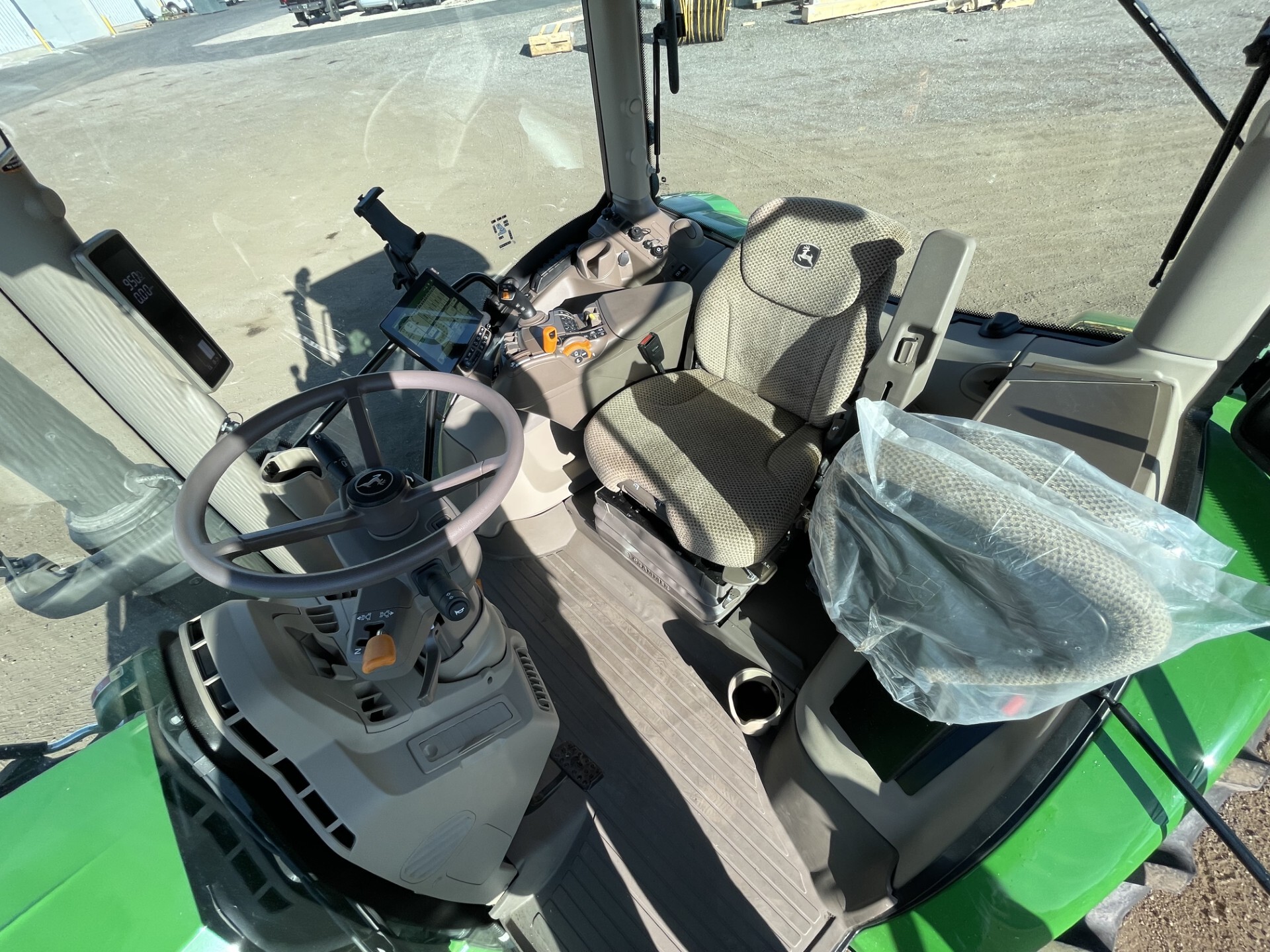 2025 John Deere 6R 120 Image 22