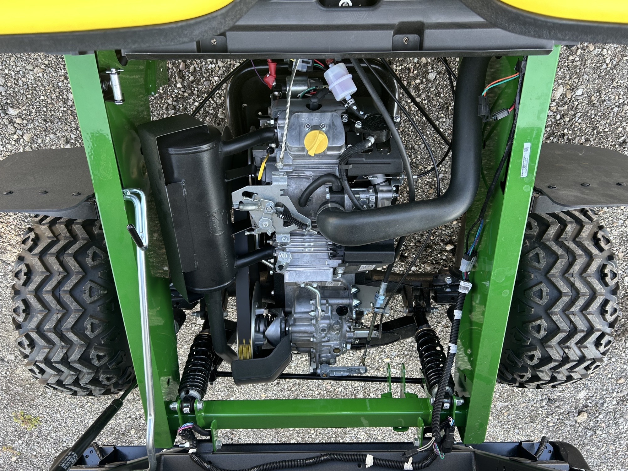 2025 John Deere TX4X2 Image 10