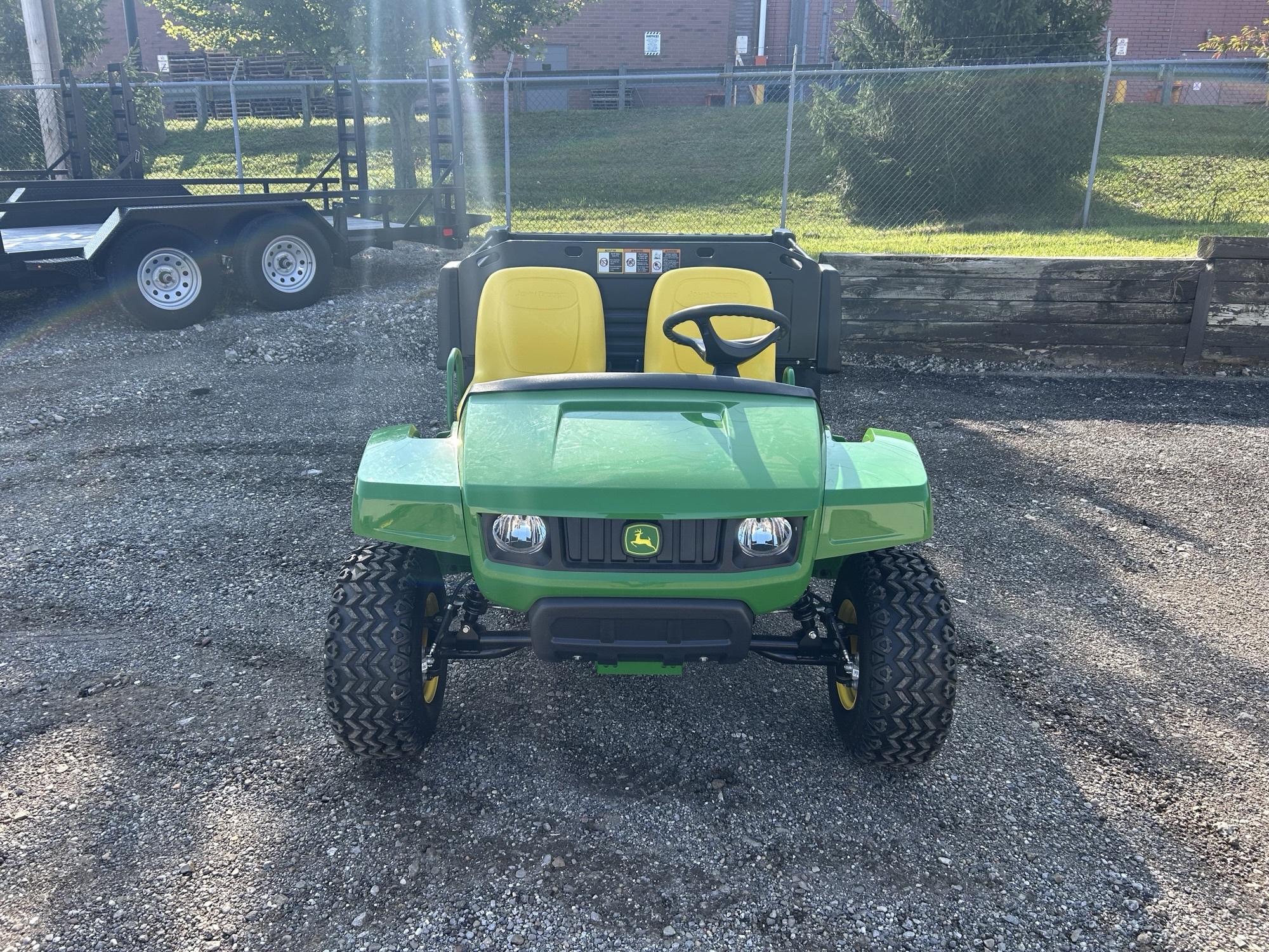2025 John Deere TX4X2 Image 3