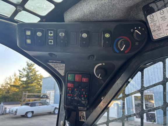 Used 2019 John Deere 333G Compact Track Loaders at Koenig Equipment in Franklin, IN - Photo10