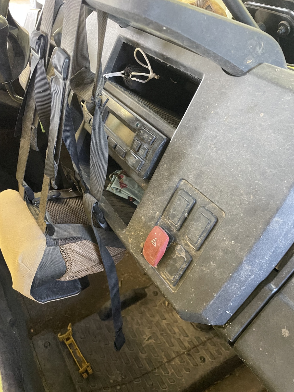 2018 John Deere XUV 835M Image 7