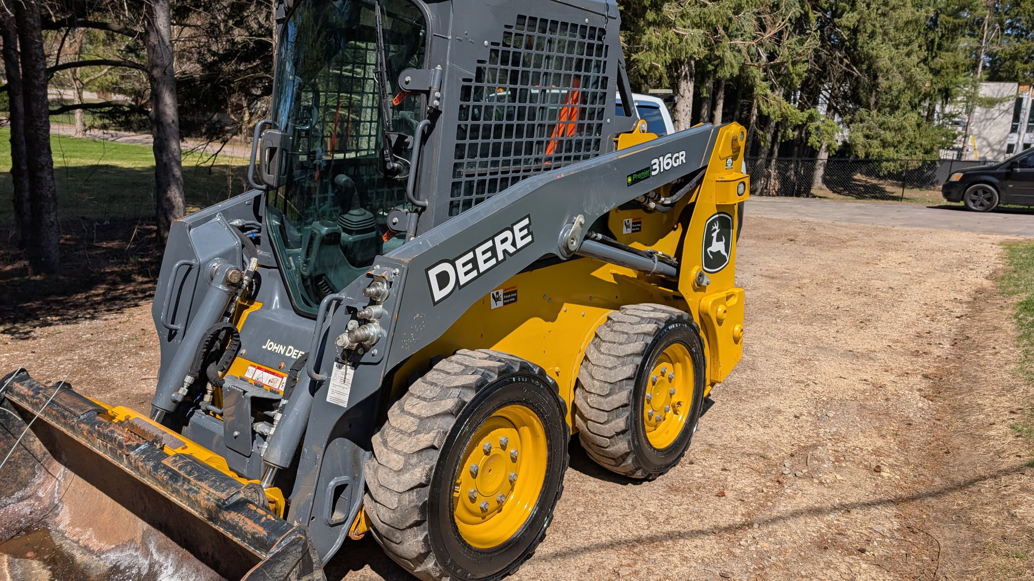 2022 John Deere 316GR Image 3