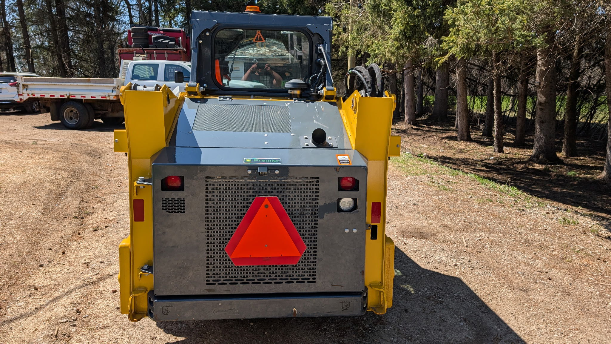 2022 John Deere 316GR Image 13