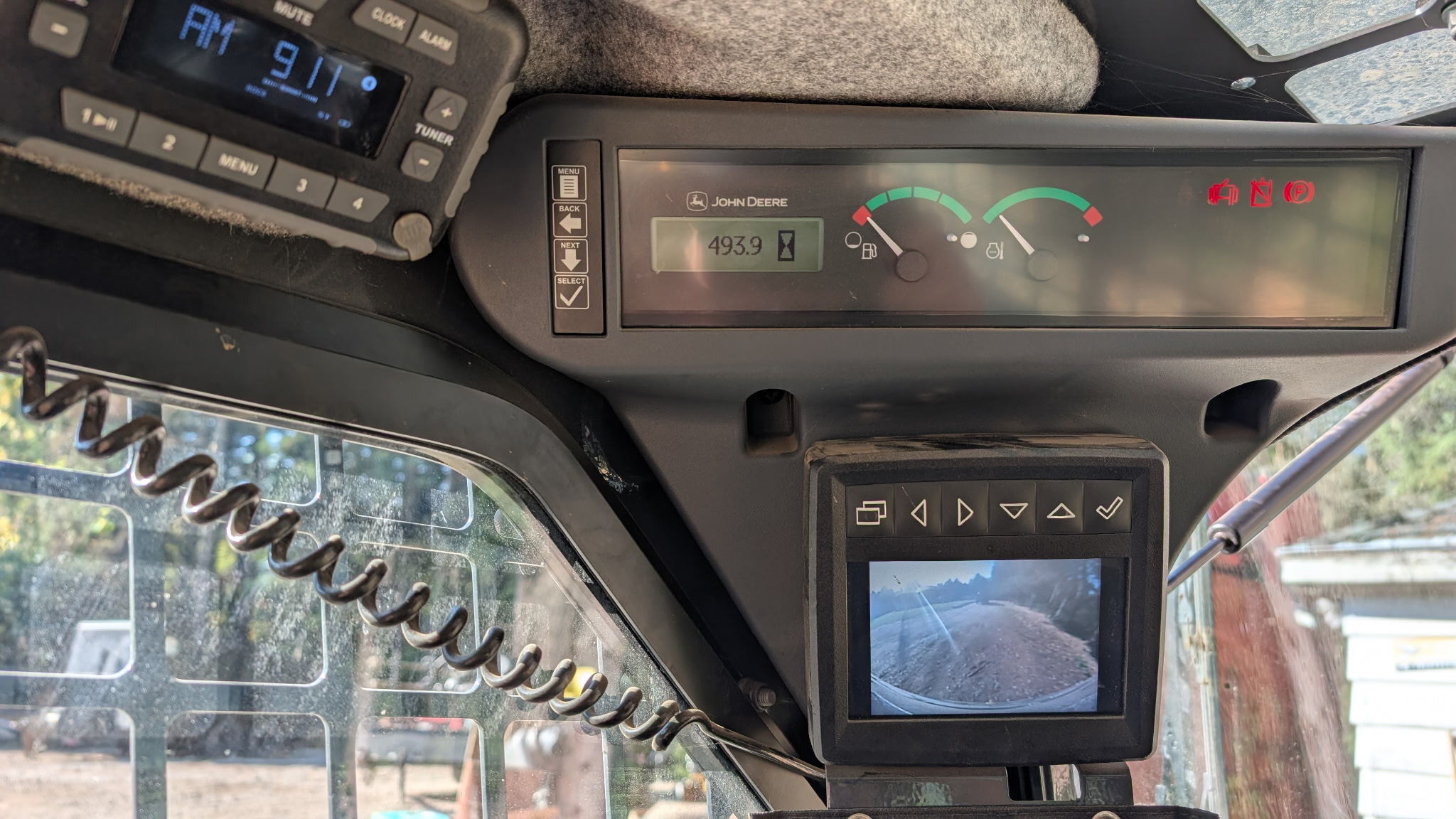 2022 John Deere 316GR Image 8