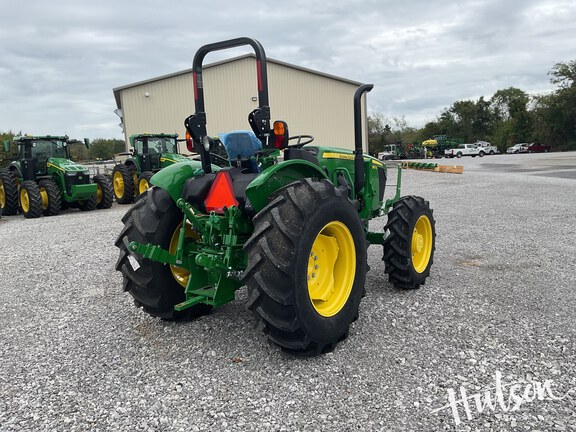 Photo of 2024 John Deere 5067E